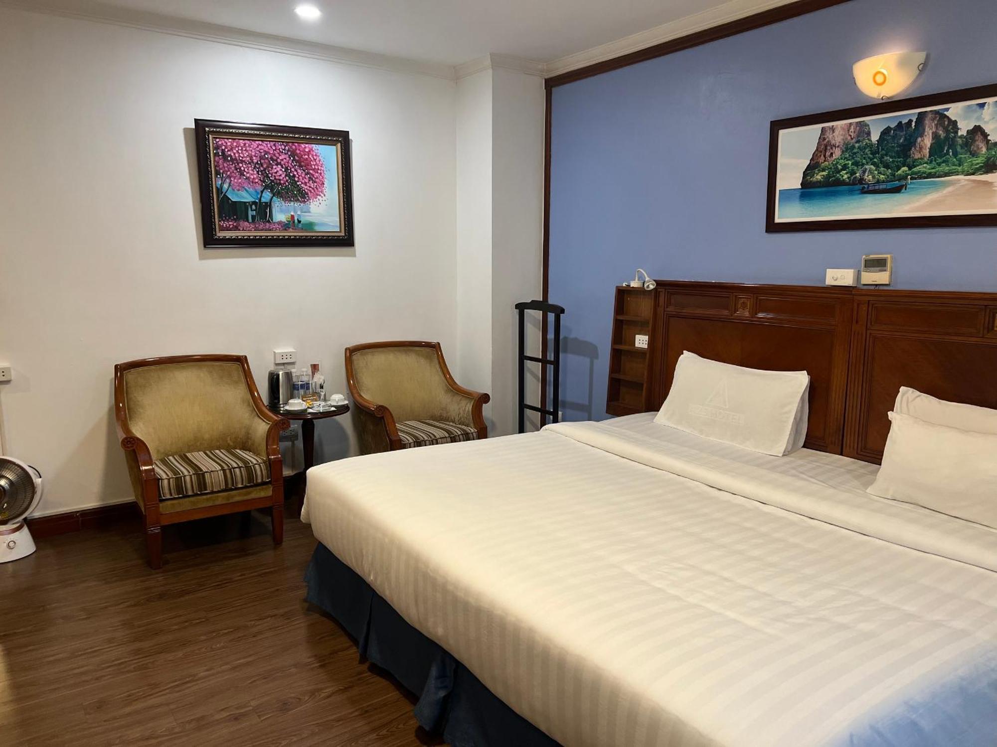 A25 Hotel - 19 Phan Dinh Phung Hanoi Zewnętrze zdjęcie