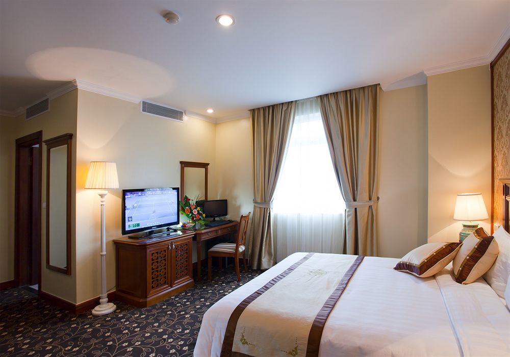 A25 Hotel - 19 Phan Dinh Phung Hanoi Zewnętrze zdjęcie